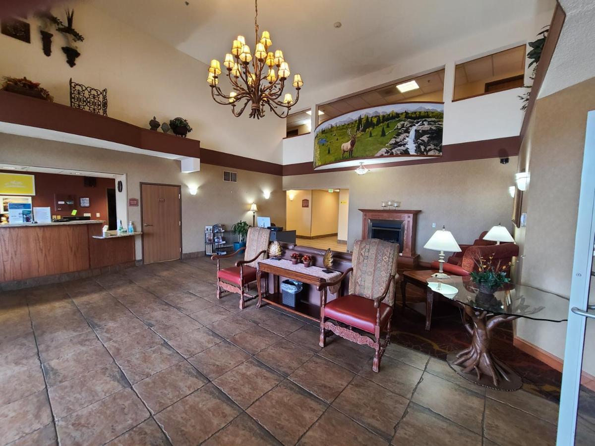 Quality Inn & Suites Wellington - Fort Collins Bagian luar foto
