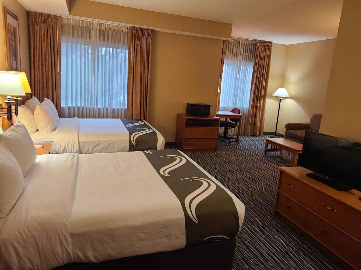 Quality Inn & Suites Wellington - Fort Collins Bagian luar foto