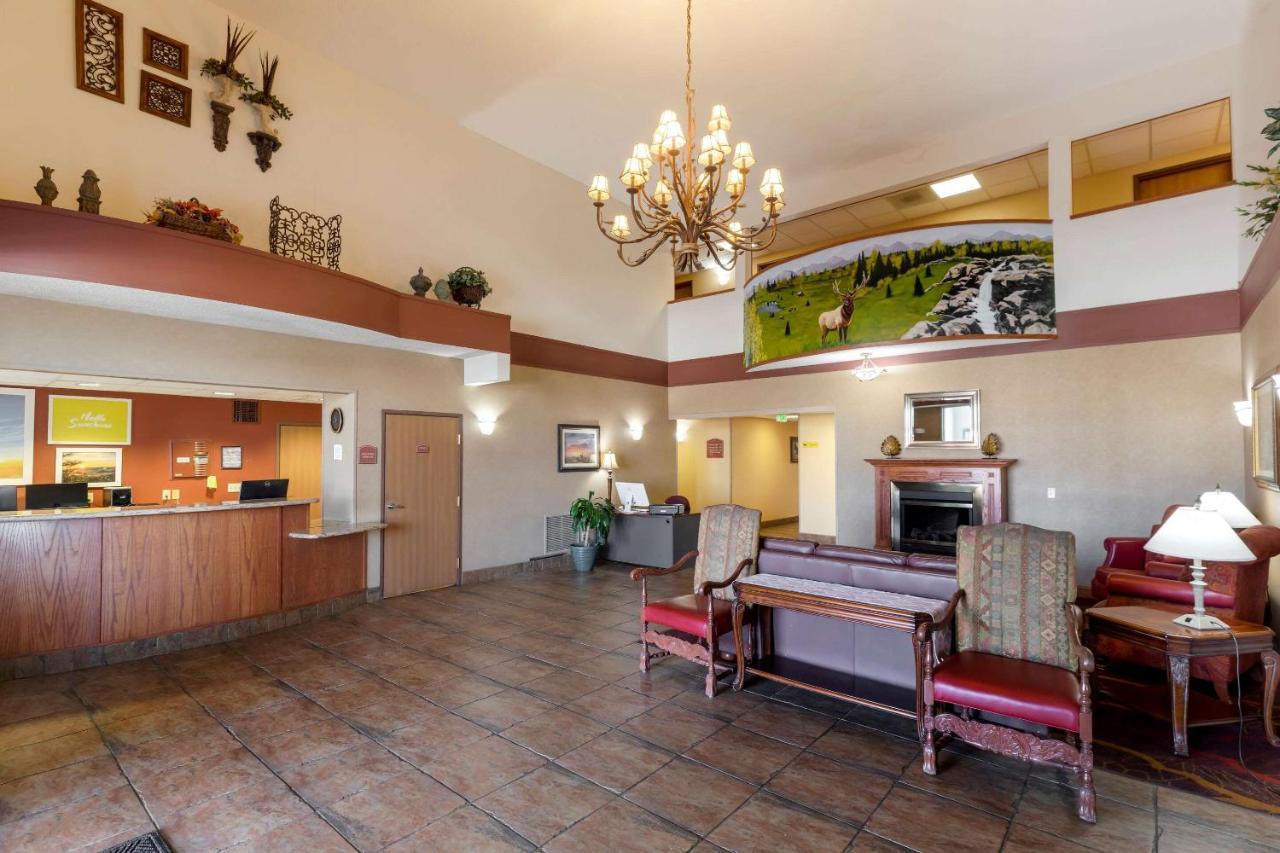 Quality Inn & Suites Wellington - Fort Collins Bagian luar foto