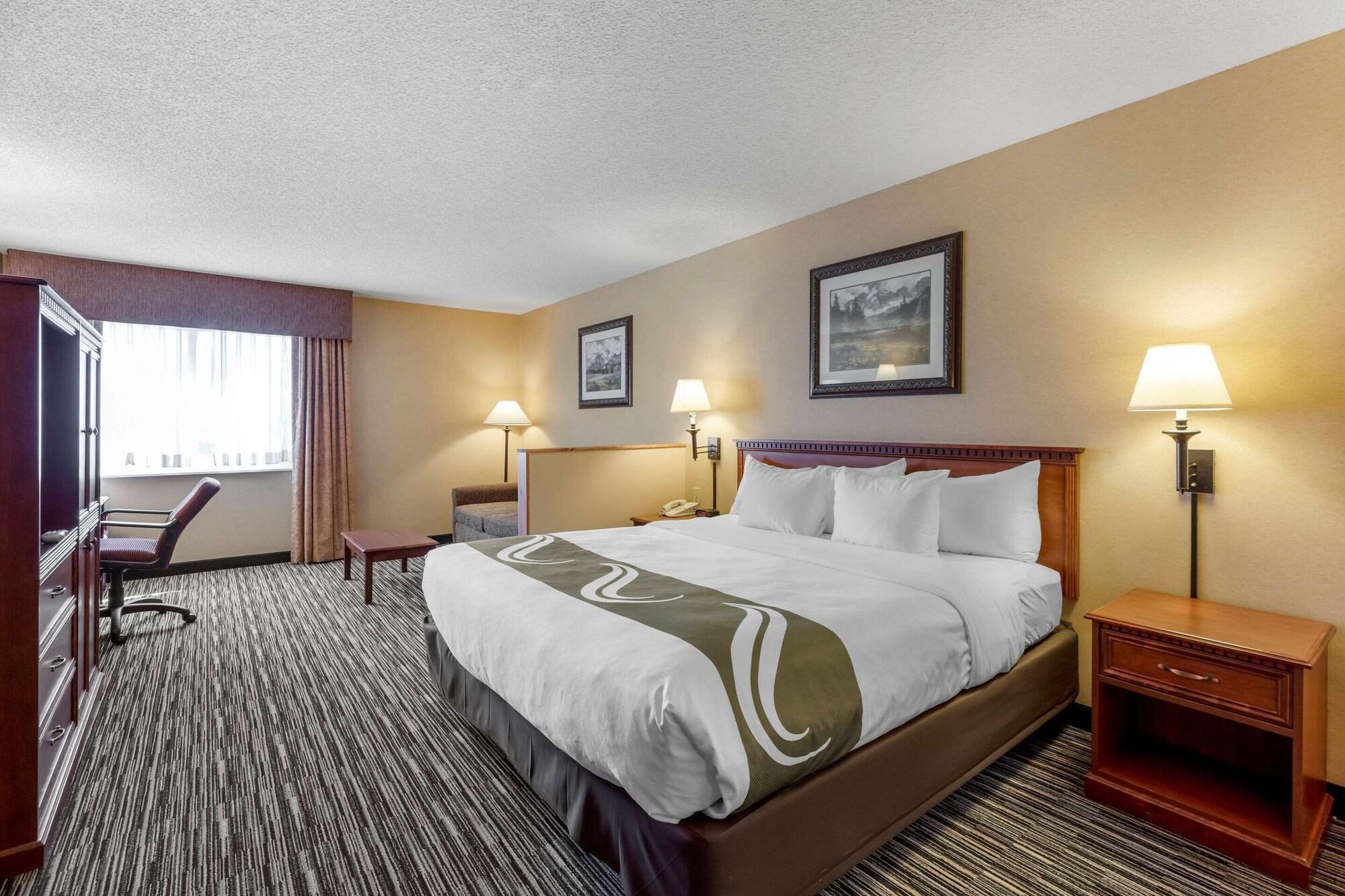 Quality Inn & Suites Wellington - Fort Collins Bagian luar foto