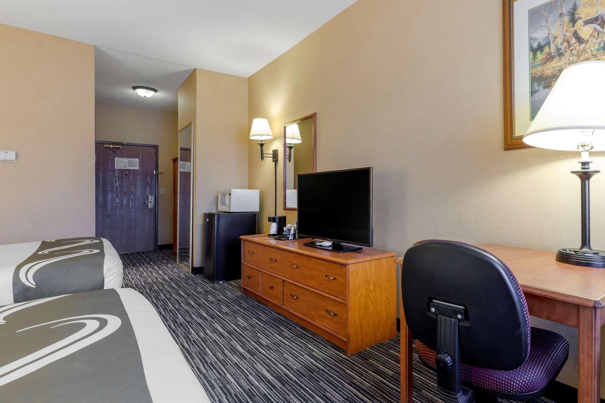 Quality Inn & Suites Wellington - Fort Collins Bagian luar foto