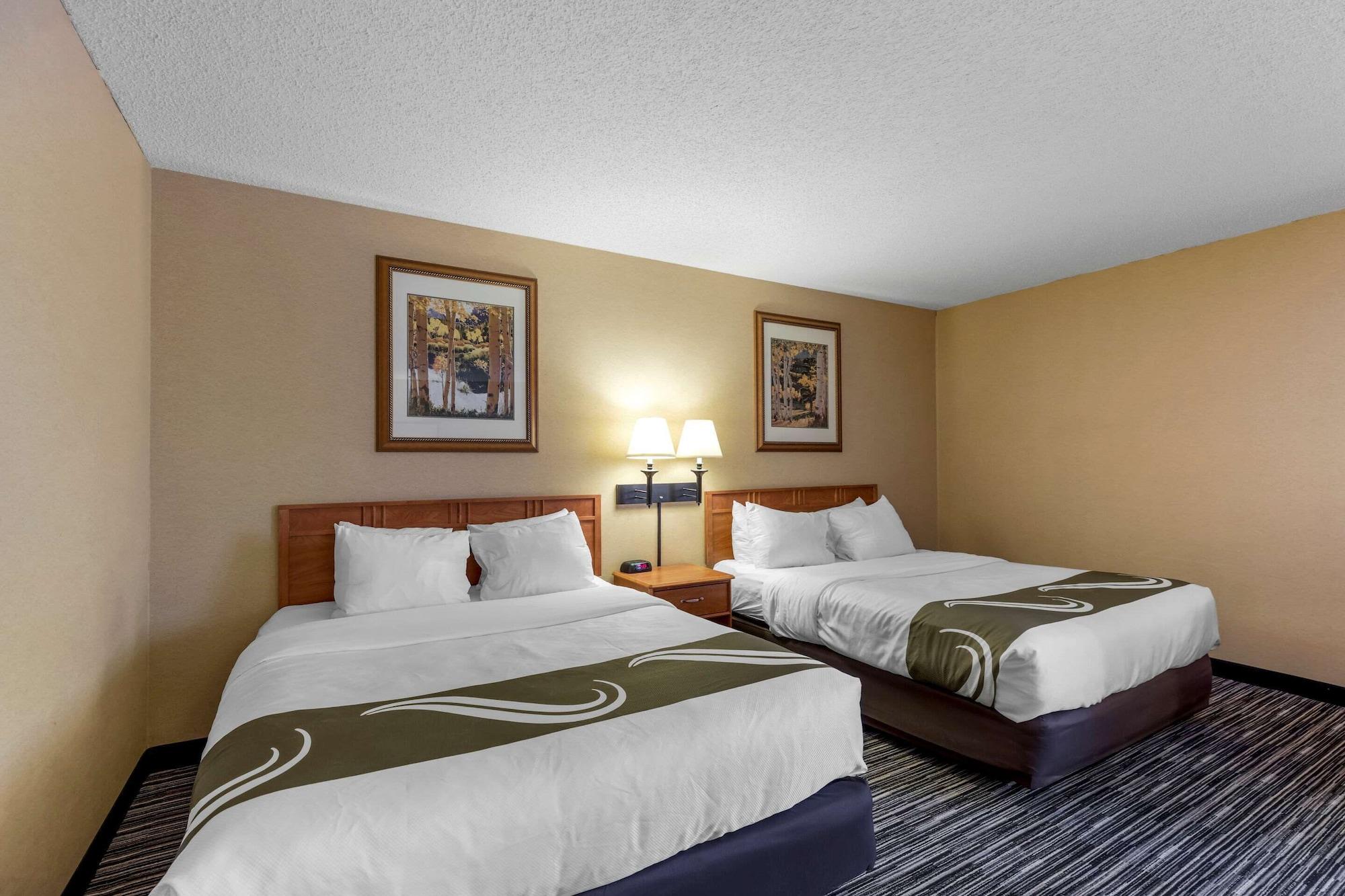 Quality Inn & Suites Wellington - Fort Collins Bagian luar foto