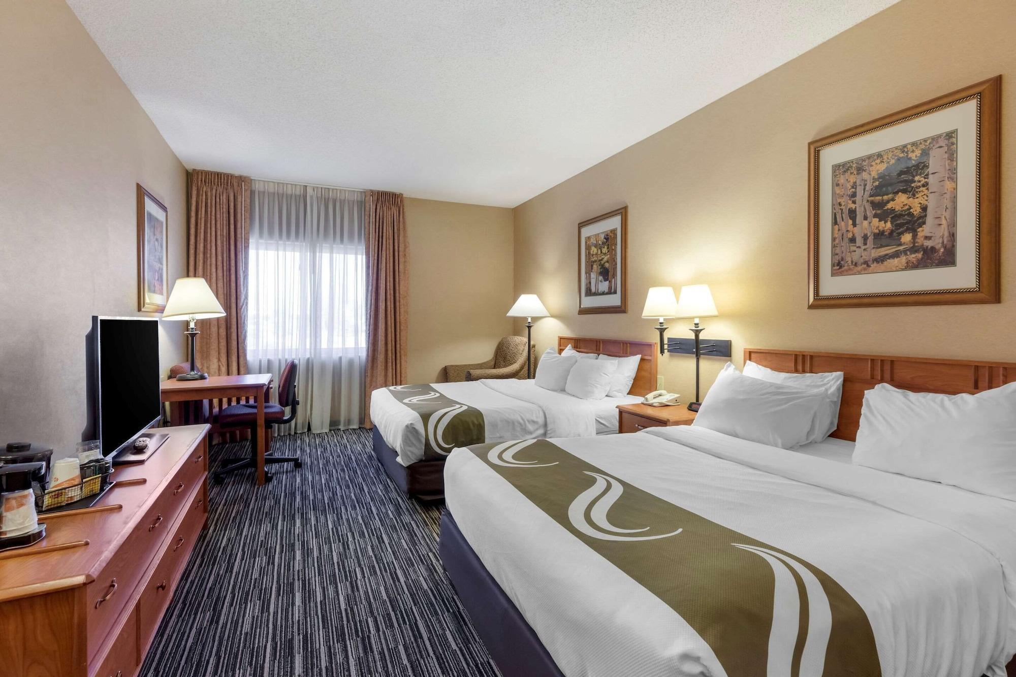 Quality Inn & Suites Wellington - Fort Collins Bagian luar foto