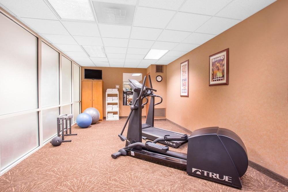 Quality Inn & Suites Wellington - Fort Collins Bagian luar foto